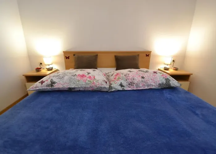 Antonia Nakic -stobrec דירה *